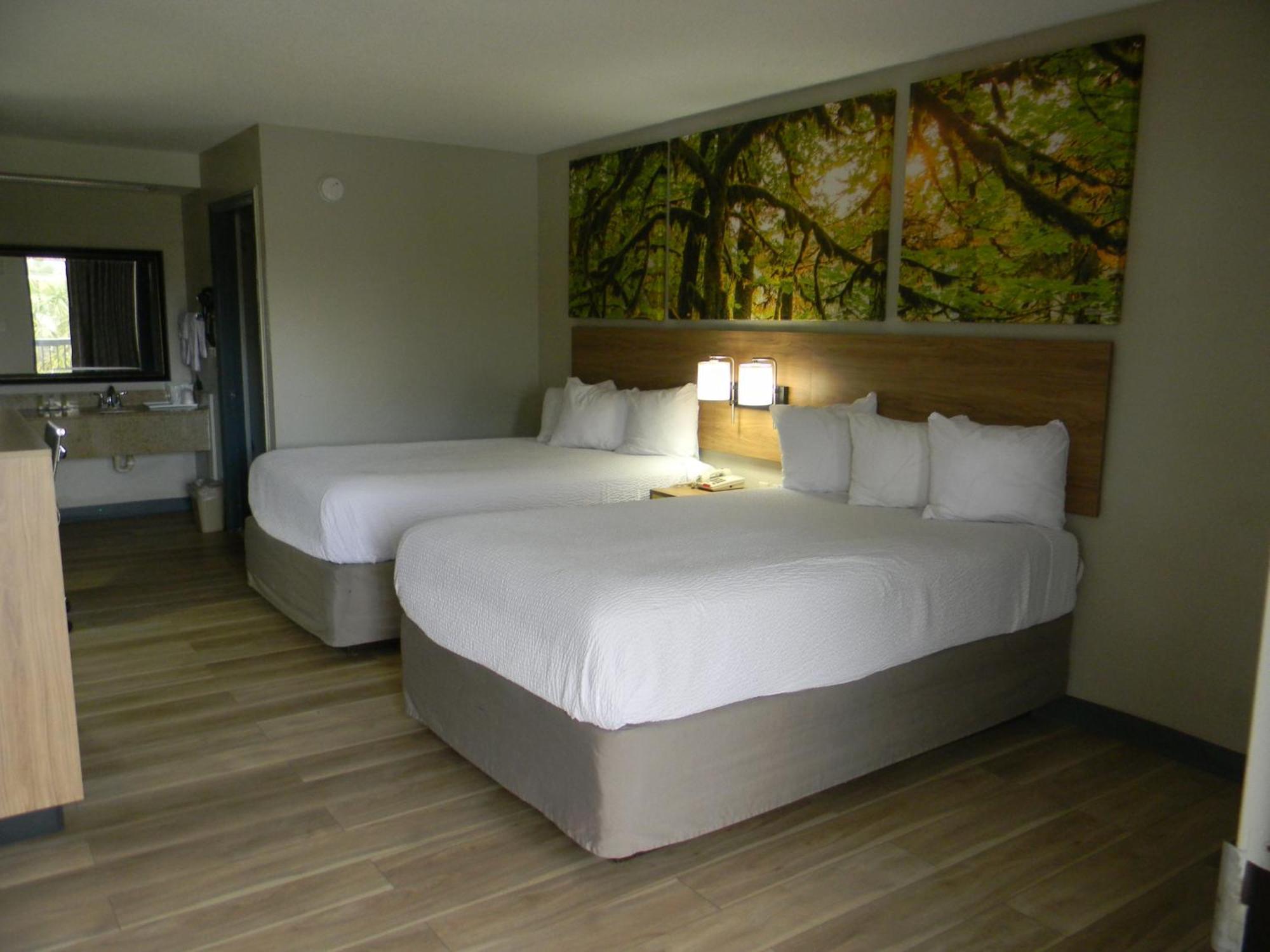 Days By Wyndham Hotel Bainbridge