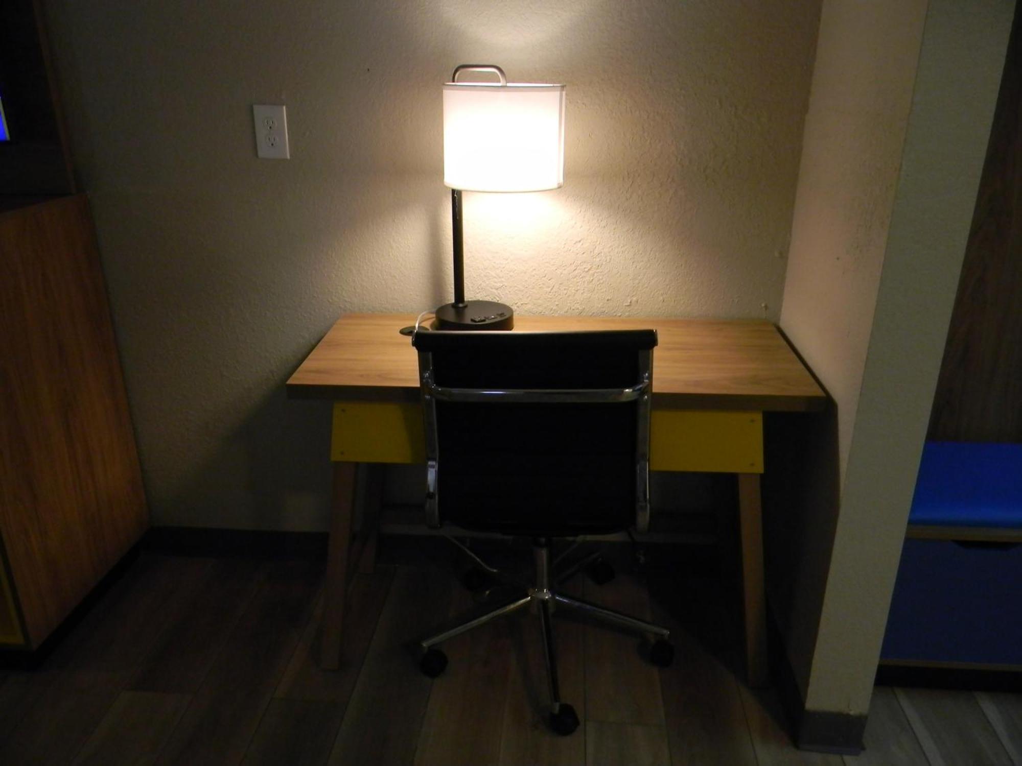 Days By Wyndham Hotel